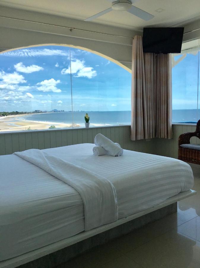 Pierview Rooms Hua Hin Bagian luar foto