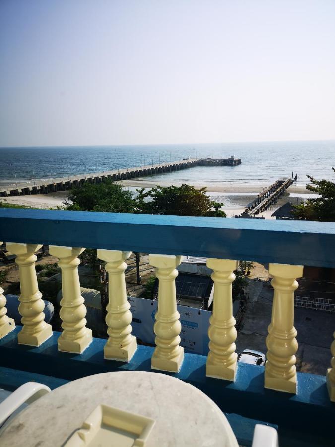Pierview Rooms Hua Hin Bagian luar foto