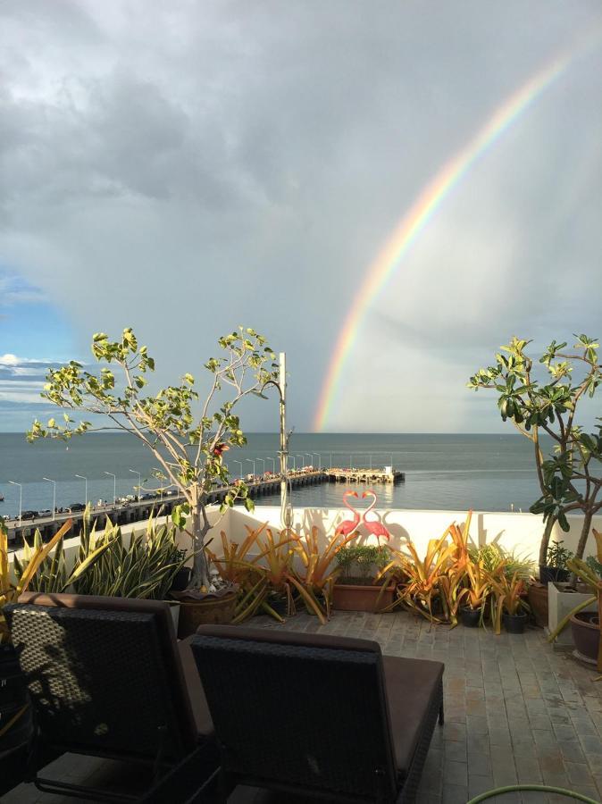Pierview Rooms Hua Hin Bagian luar foto
