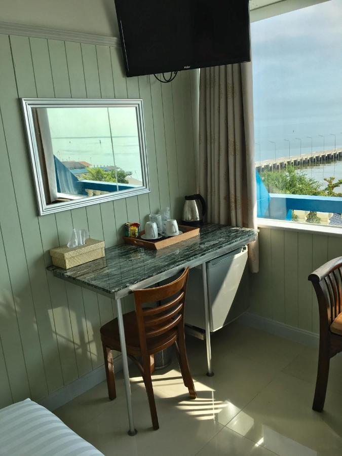 Pierview Rooms Hua Hin Bagian luar foto